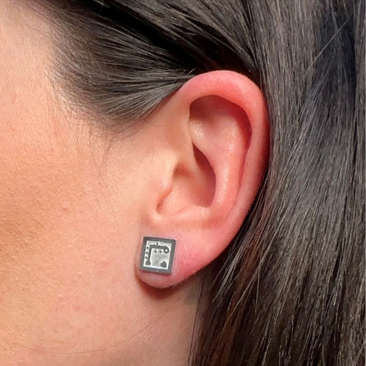 CODE Earrings – Happy
