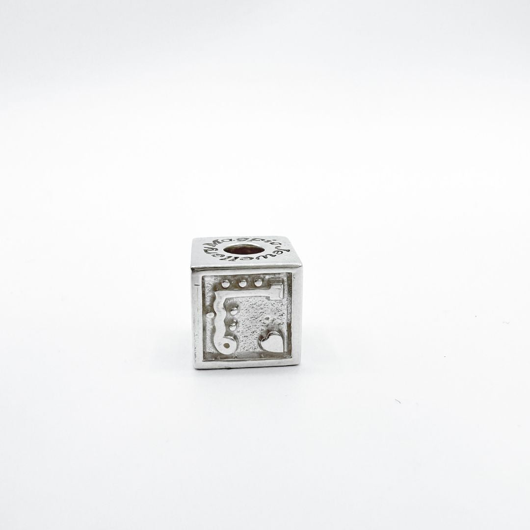 CODE CUBE Bead